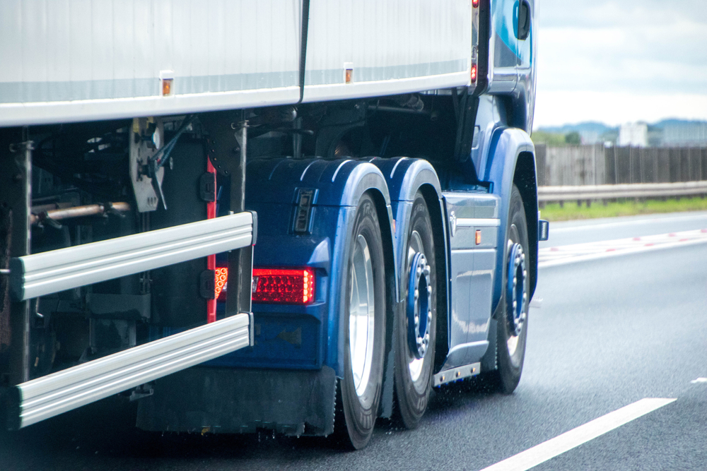 Logistics UK presses government on temporary truck driver visas